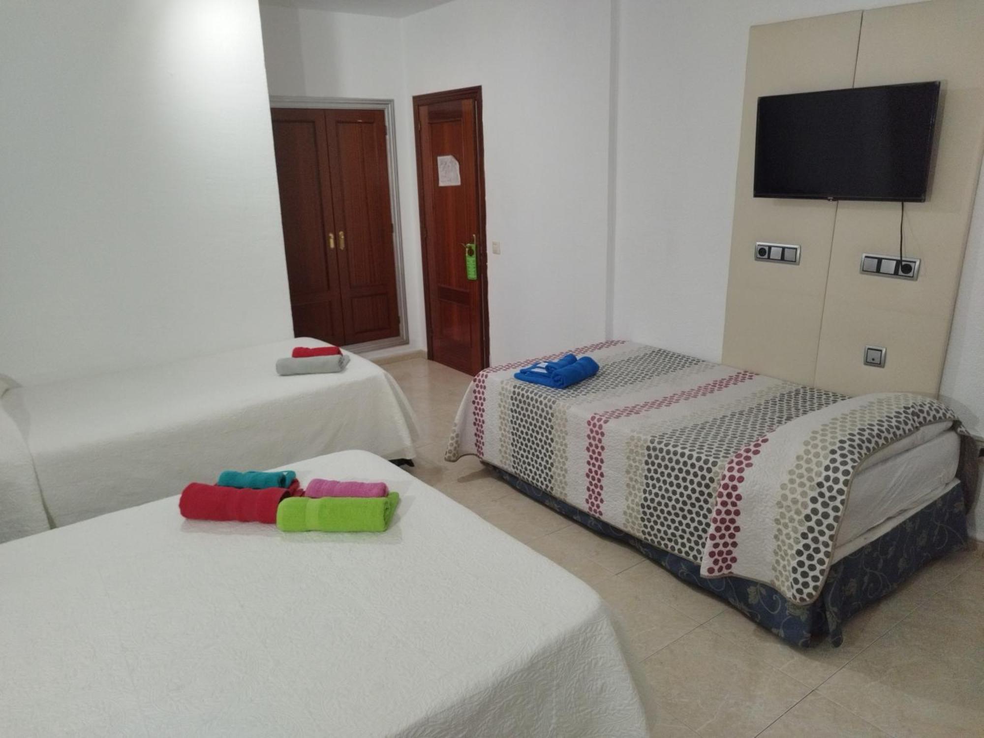 Hotel Nuevo Ara Caces Zewnętrze zdjęcie