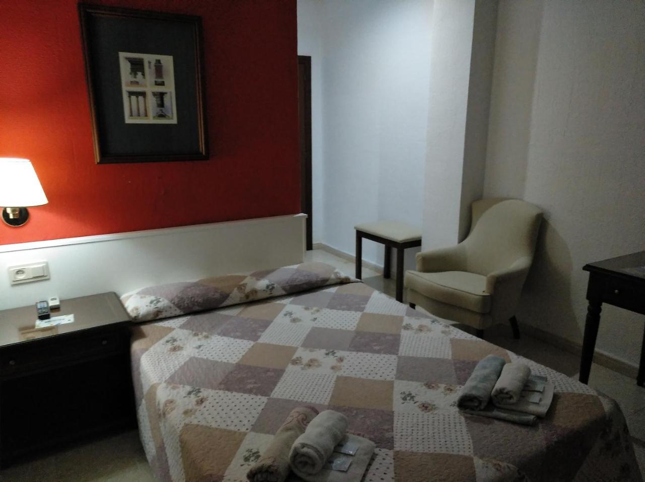Hotel Nuevo Ara Caces Zewnętrze zdjęcie
