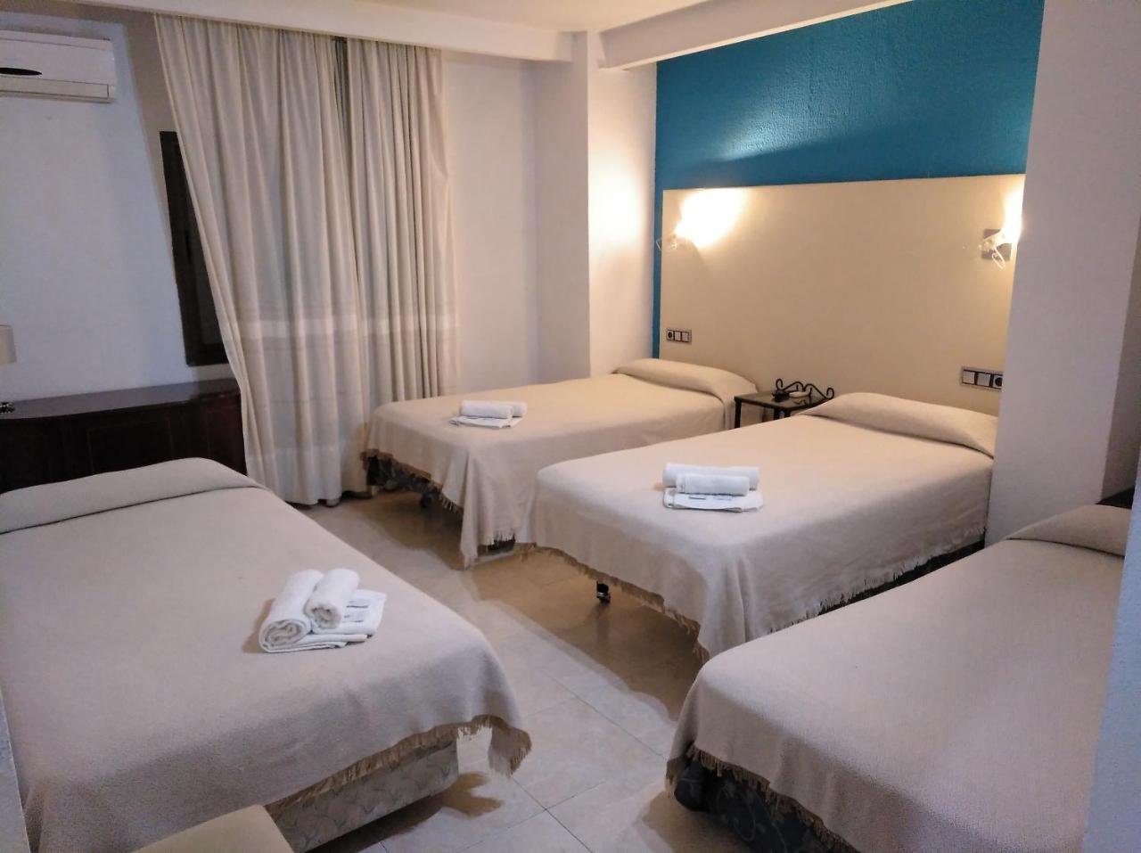 Hotel Nuevo Ara Caces Zewnętrze zdjęcie